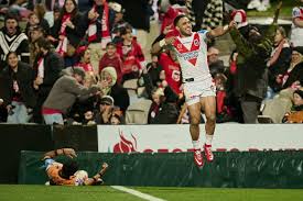 Live: Holmes honours ex-Origin teammate Arrow as Dragons get second win | Broncos v Sharks – Roun…