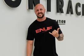 Fitness Coach, 41, Dies After Losing Consciousness During Endurance Event | Fitness coach dies af…