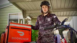 Here’s what is changing about how food delivery workers are paid | Massive pay bump for thousands…