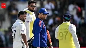 India vs Sri Lanka 2nd Test: Injury scare! Rishabh Pant hit on wrist, walks off retired hurt | Wh…