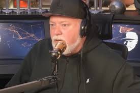 Kyle Sandilands Live show pulled from air after tech issues | ‘A flop’: Kyle’s new show pul…