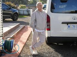 Marketplace warning as woman loses $10k in stolen-car purchase | A Tasmanian woman lost $10,000 a…