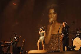 Olivia Dean at MSG: The 5 Best Moments From the Second of Her Four Sold-Out Shows | How This Sibl…