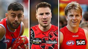 TEAMS: Dashing Demon returns, Bombers swing axe, Suns gun rested | Training Gallery | Touchdown i…