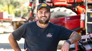 Working holiday visa pause leaves farms short as harvest season looms | Labor’s attempt to curb…